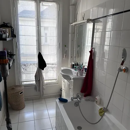 Muette Apartment