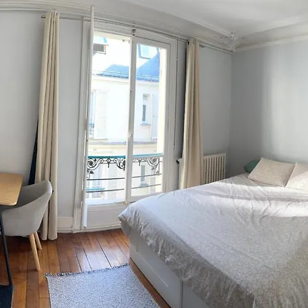 Apartment Muette Paris